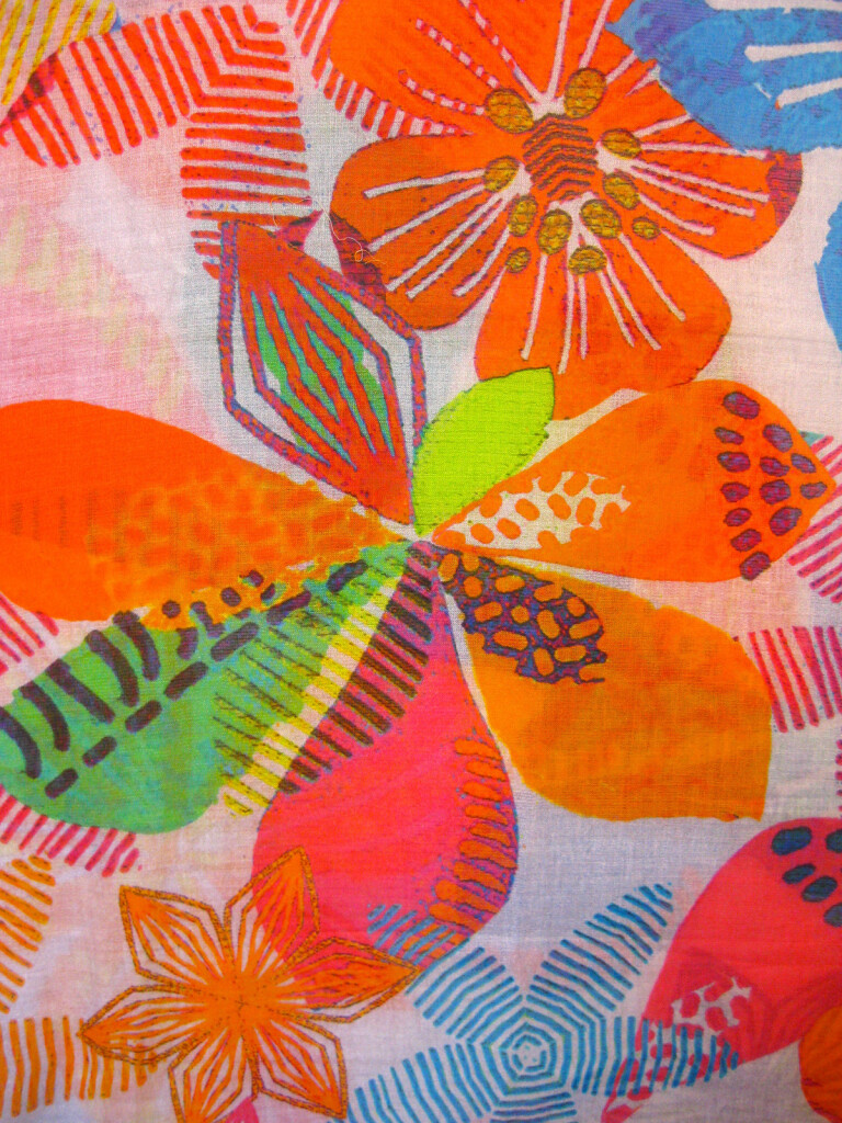 Bomuld / silke tørklæde med blomsterprint. Skønt sommer tørklæde. samarkanddk