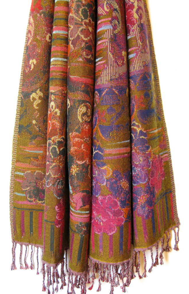 Uld tørklæde i 100 % uld, dobbeltvævet. Samarkand har et stort udvalg af uld tørklæder.