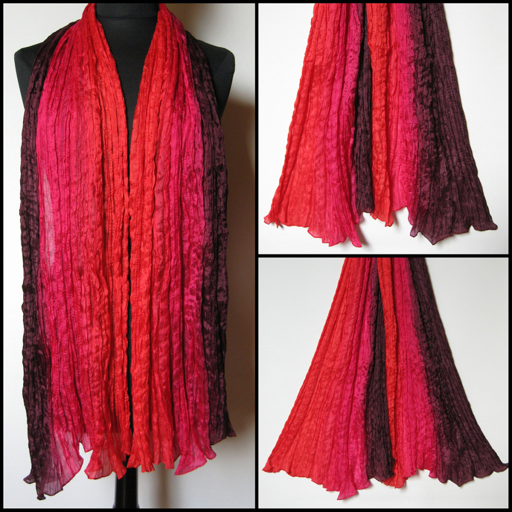 Silketørklæde i røde nuancer. Samarkand har stort udvalg af silketørklæder i mange farver.