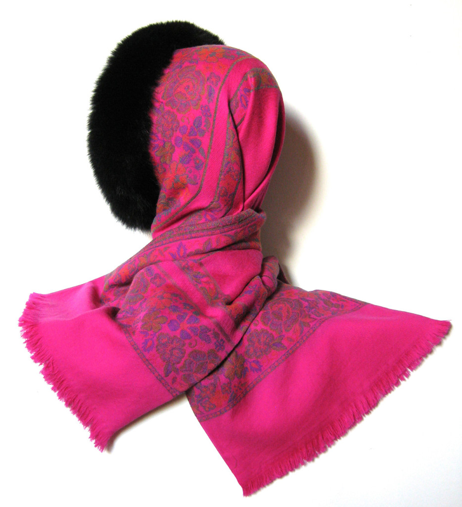pelshuer, pelshatte, pelshue, pelshat, uldtørklæde, cashmere tørklæde, uldhue, uldhat, samarkanddk, cashmere sjal, sjaler, pelskrave, jane eberlein, pashmina tørklæde
