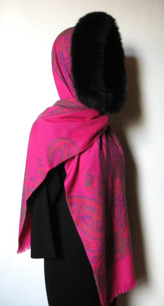 pelshuer, pelshatte, pelshue, pelshat, uldtørklæde, cashmere tørklæde, uldhue, uldhat, samarkanddk, cashmere sjal, sjaler, pelskrave, jane eberlein, pashmina tørklæde