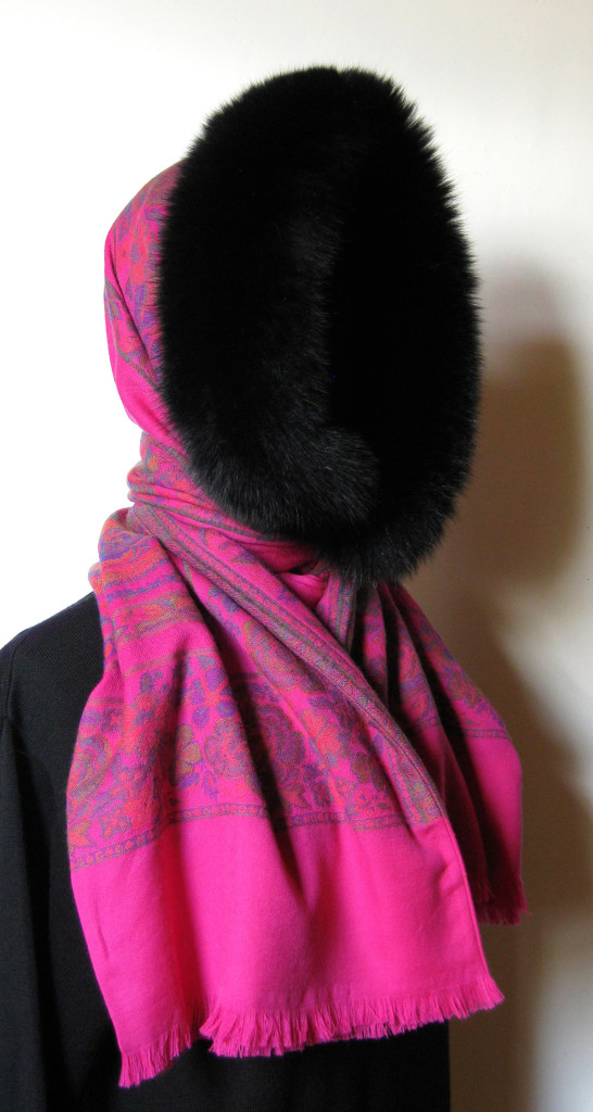 pelshuer, pelshatte, pelshue, pelshat, uldtørklæde, cashmere tørklæde, uldhue, uldhat, samarkanddk, cashmere sjal, sjaler, pelskrave, jane eberlein, pashmina tørklæde