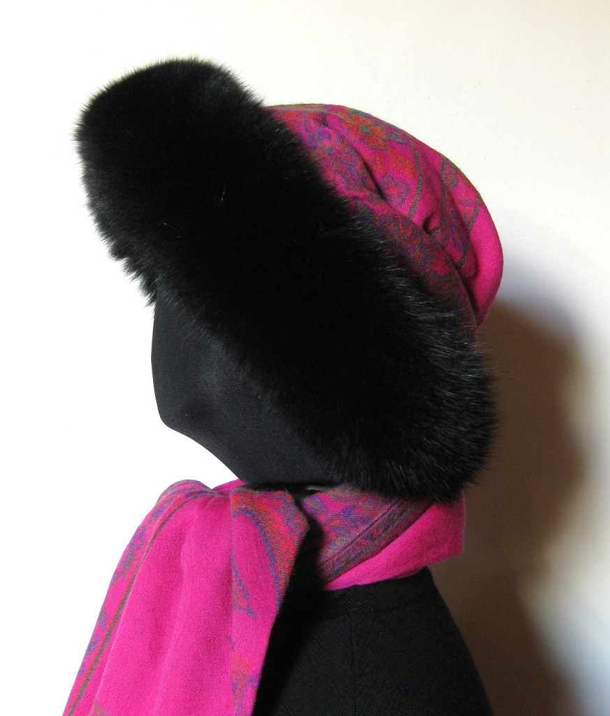 pelshuer, pelshatte, pelshue, pelshat, uldtørklæde, cashmere tørklæde, uldhue, uldhat, samarkanddk, cashmere sjal, sjaler, pelskrave, jane eberlein, pashmina tørklæde