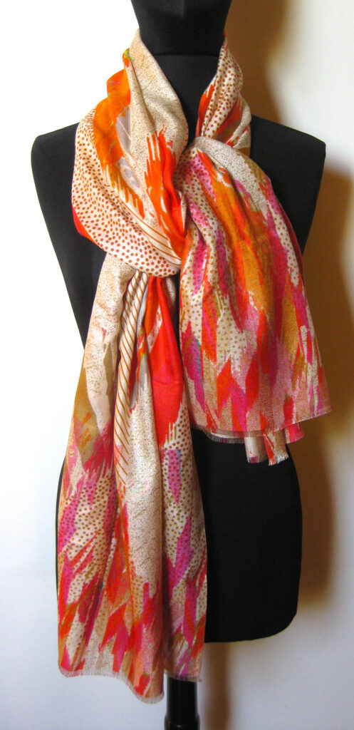 silketørklæde med abstrakt mønster, silketørklæde print, tørklæde, silke, farver